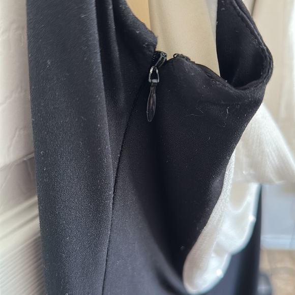 Dress - Picture 8 of 11